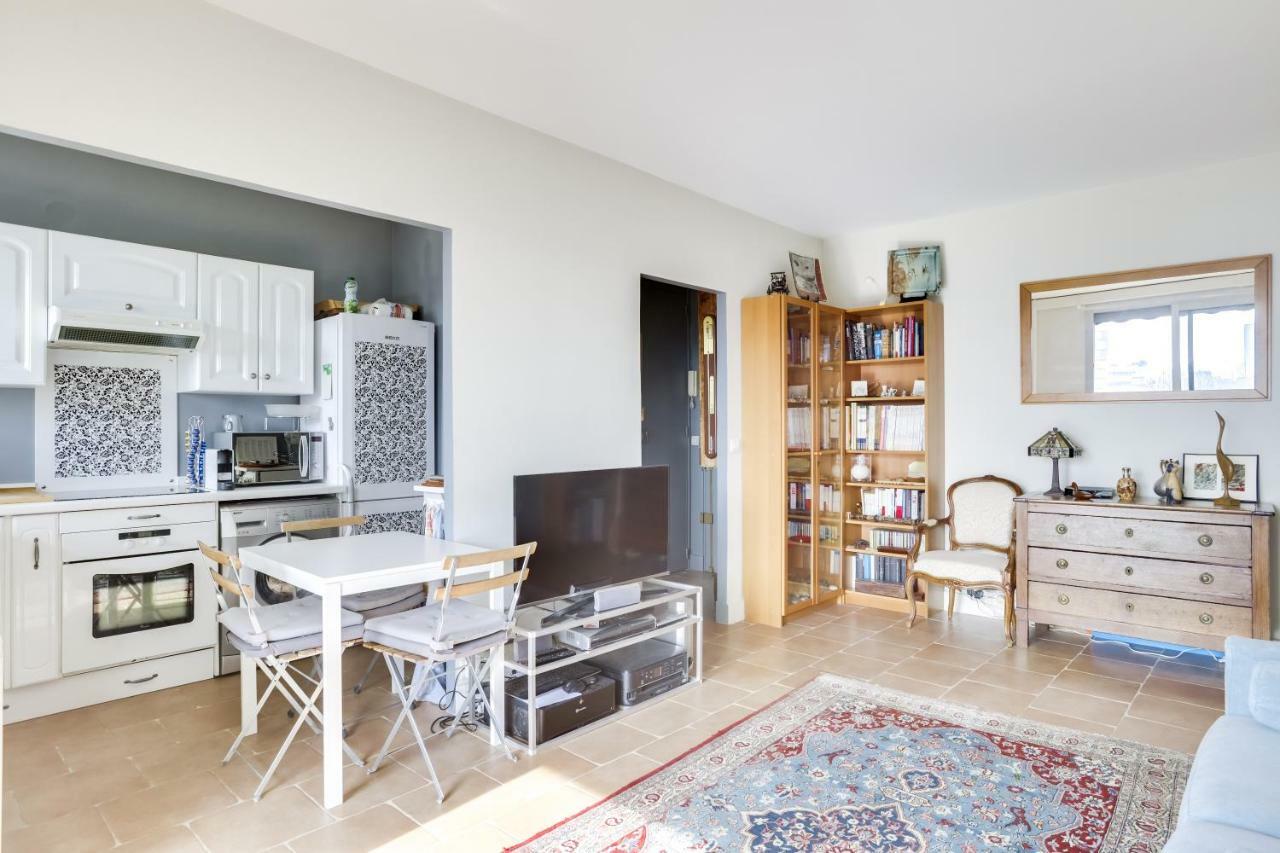 Charming Apartment With Terrace By Weekome Paris Dış mekan fotoğraf